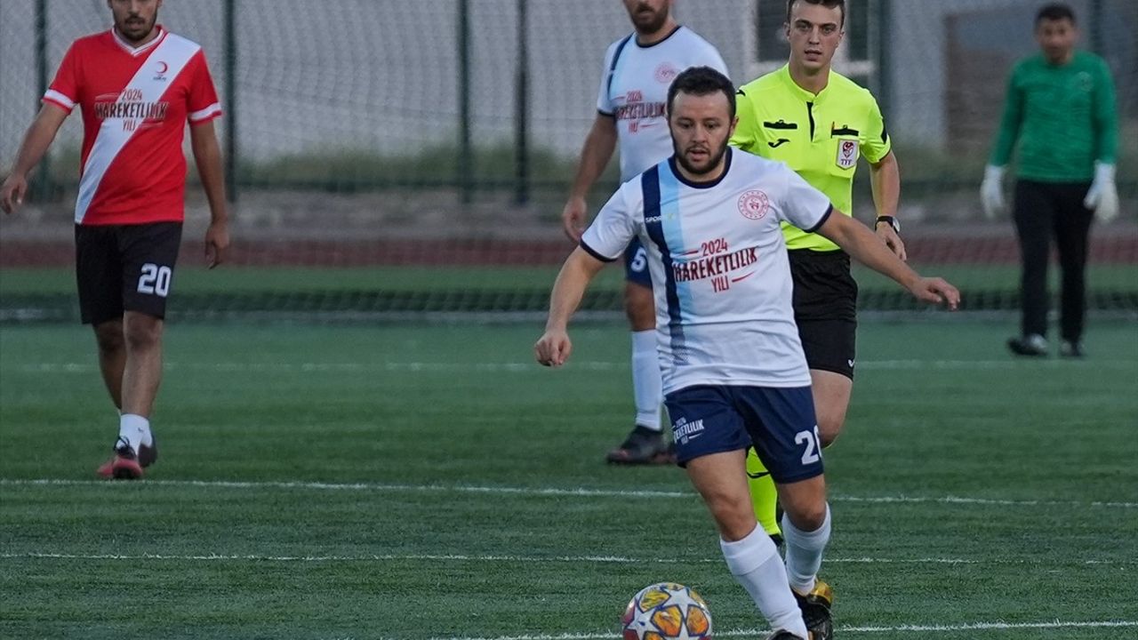 Türk Kızılayı’ndan İlk Yardım Temalı Futbol Maçı