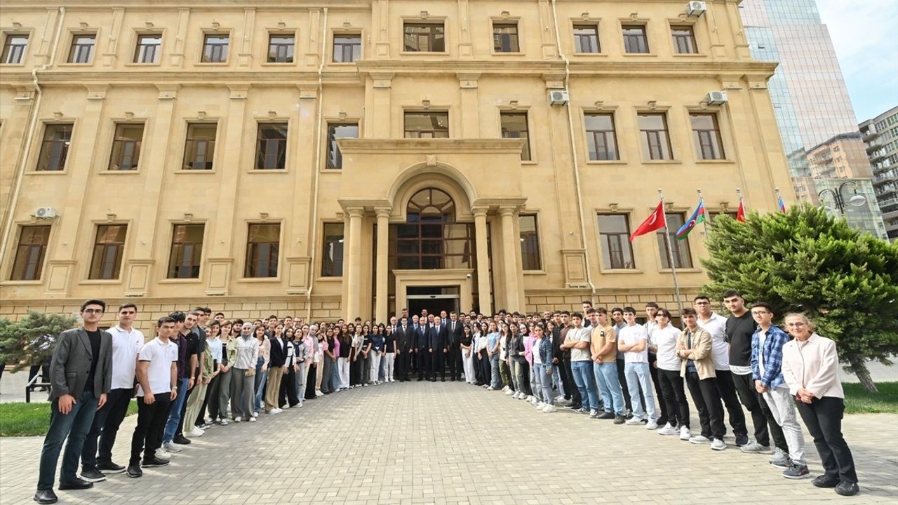 Türkiye-Azerbaycan Üniversitesi'nde İşbirliği Vurgusu