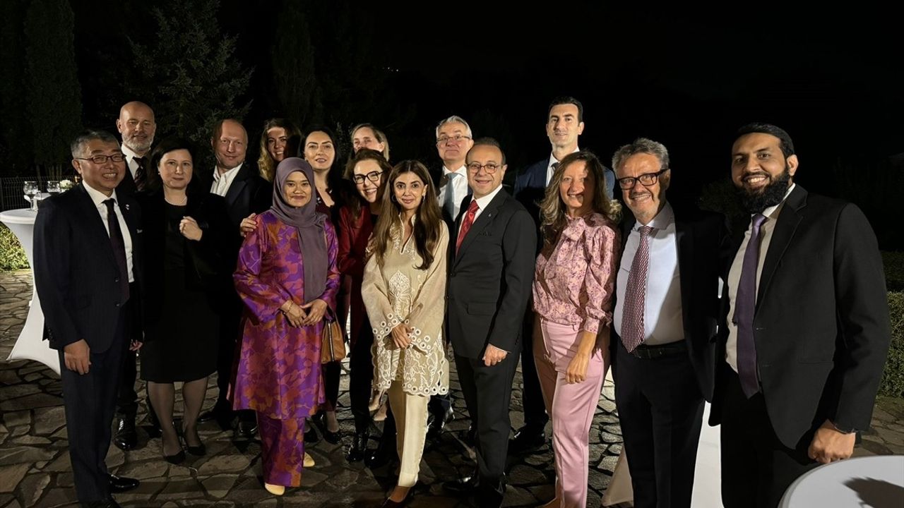 Türkiye'nin Prag Büyükelçisi Bağış'a Veda Töreni