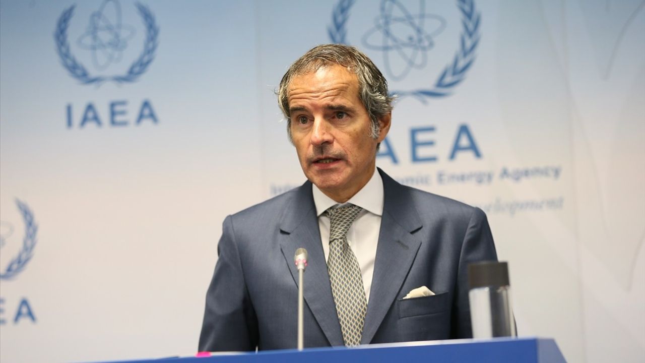 UAEA Başkanı Grossi, İran ile Nükleer İşbirliği Üzerine Açıklamalarda Bulundu
