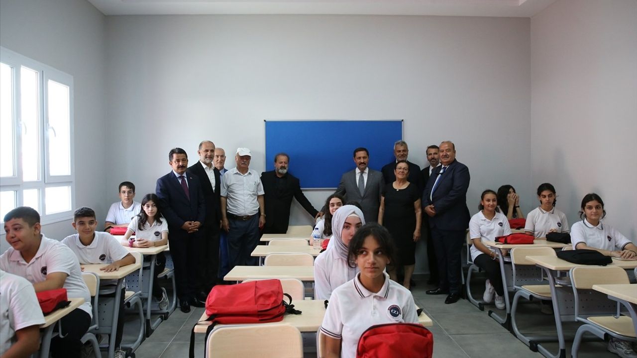 Yılmaz Şahutoğlu'ndan Anma: Depremde Kaybedilen Aile İsimlerine Okul Açıldı