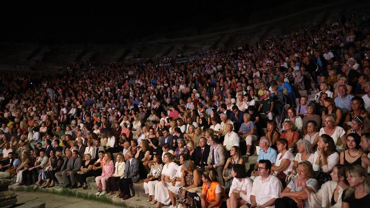 Zeki Müren, 28. Vefat Yılında Bodrum'da Anıldı