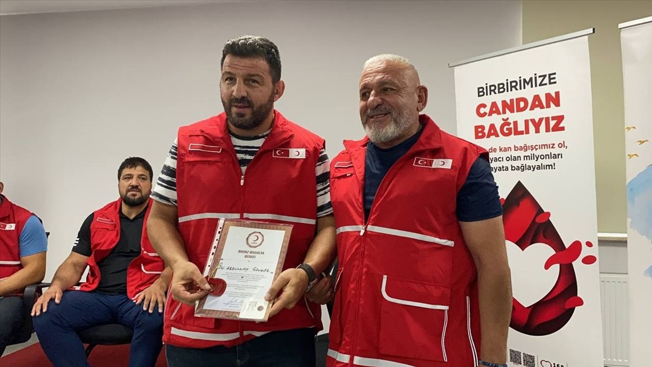 Zonguldak'ta Güreşçilerden Kan Bağışı İhtiyacına Dikkat