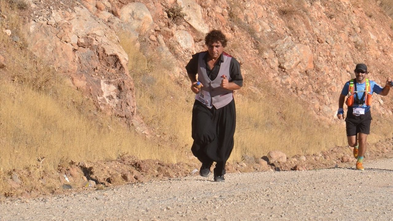 13. Uluslararası Elbistan Ultra Maratonu Depremzedelere Adandı