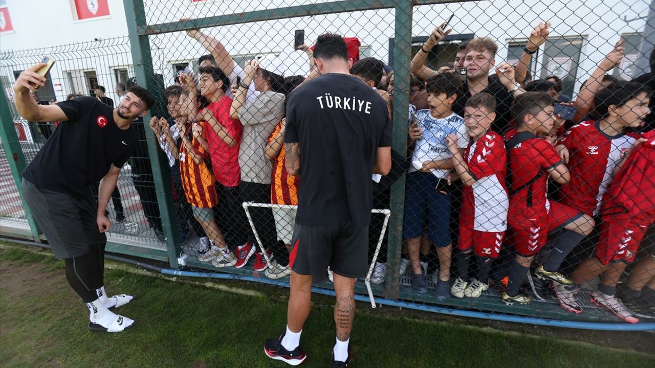 A Milli Takım İzlanda Maçına Hazırlanıyor