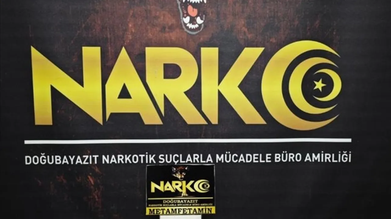 Ağrı'da Uyuşturucu Operasyonu: 8 Kilo Uyuşturucu ve 32 Bin Hap Ele Geçirildi