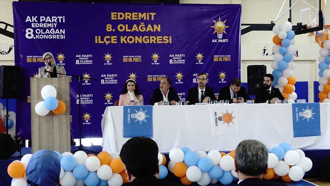 AK Parti'nin Edremit Kongresi: Uygur, TUSAŞ'a Yönelik Saldırıyı Lanetledi