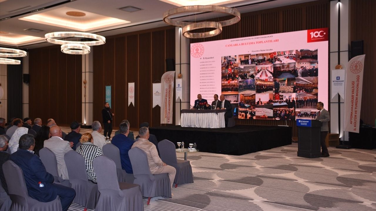 Alevi-Bektaşi Kültür ve Cemevi Başkanı Özdemir'den Canlarla Buluşma Etkinliğine Katılım