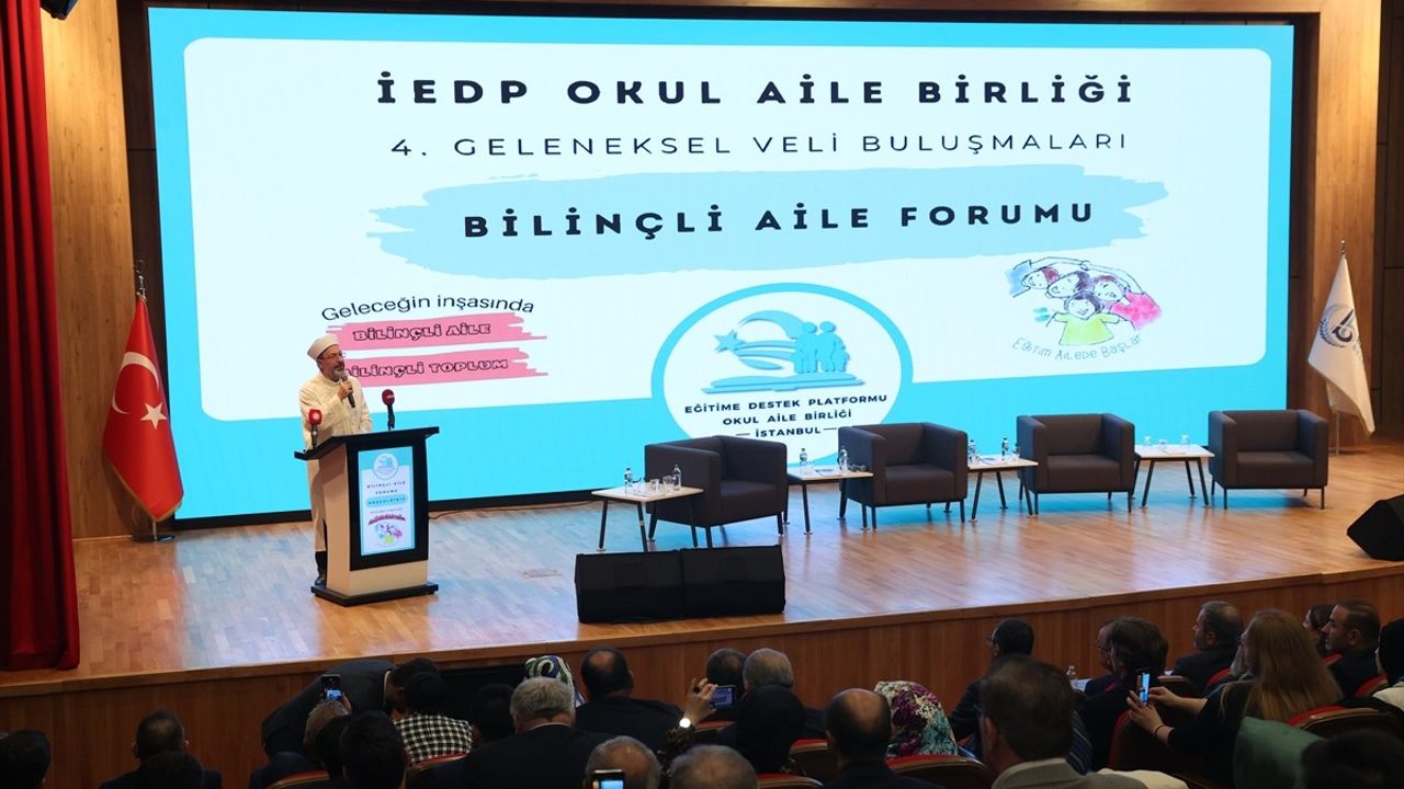Ali Erbaş, Aile Forumunda Aile Yapısının Korunmasına Dikkat Çekti
