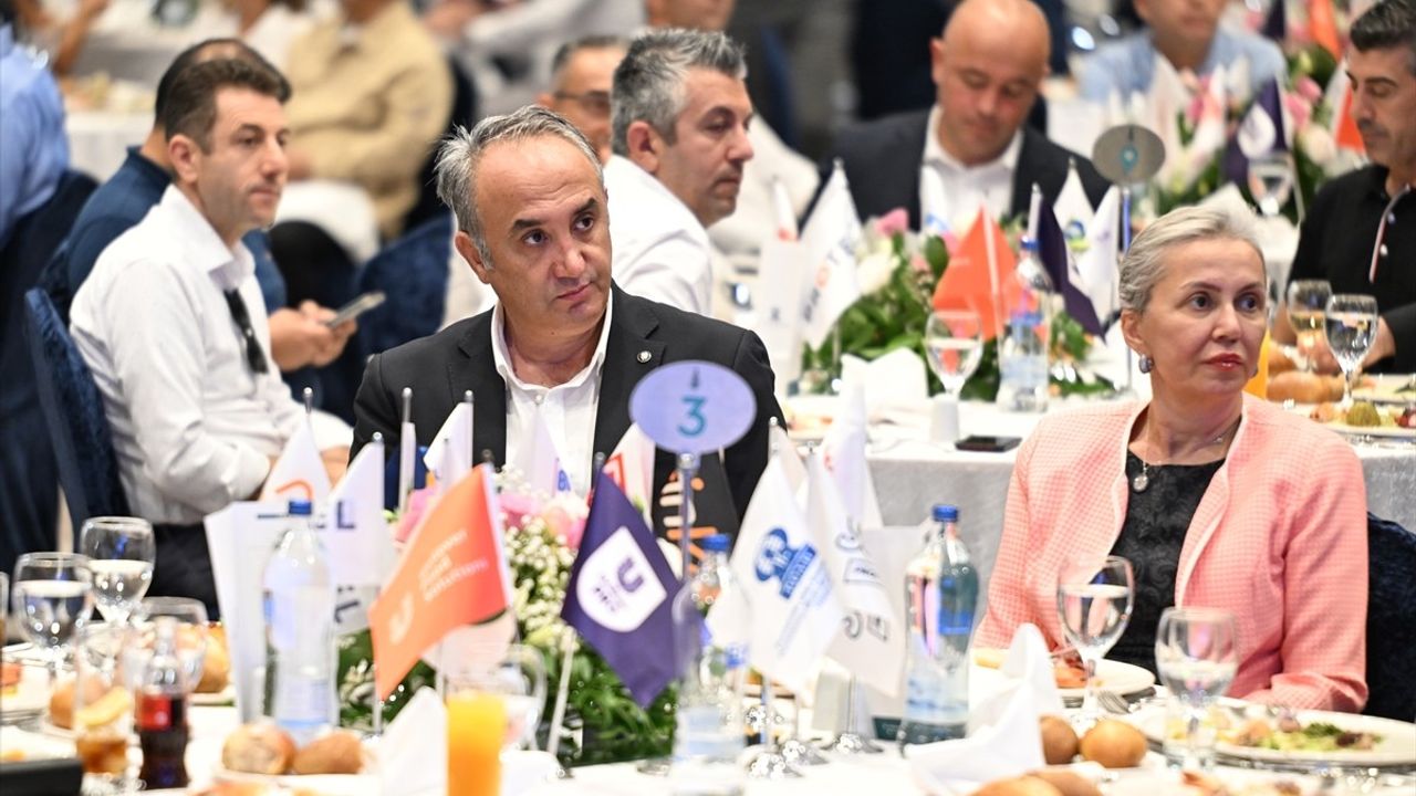 Antalya'da Yabancı Turist Sayısı Rekor Kırdı