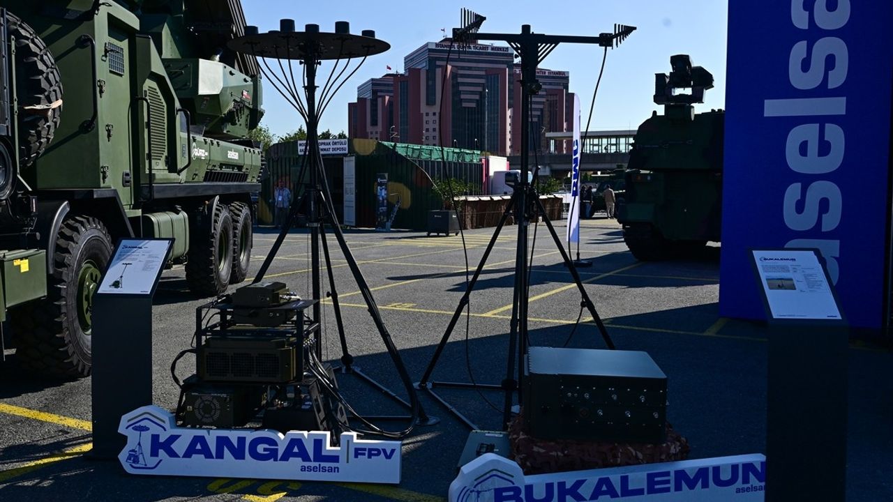 ASELSAN, Yeni Dron Avcılarını SAHA EXPO'da Tanıttı