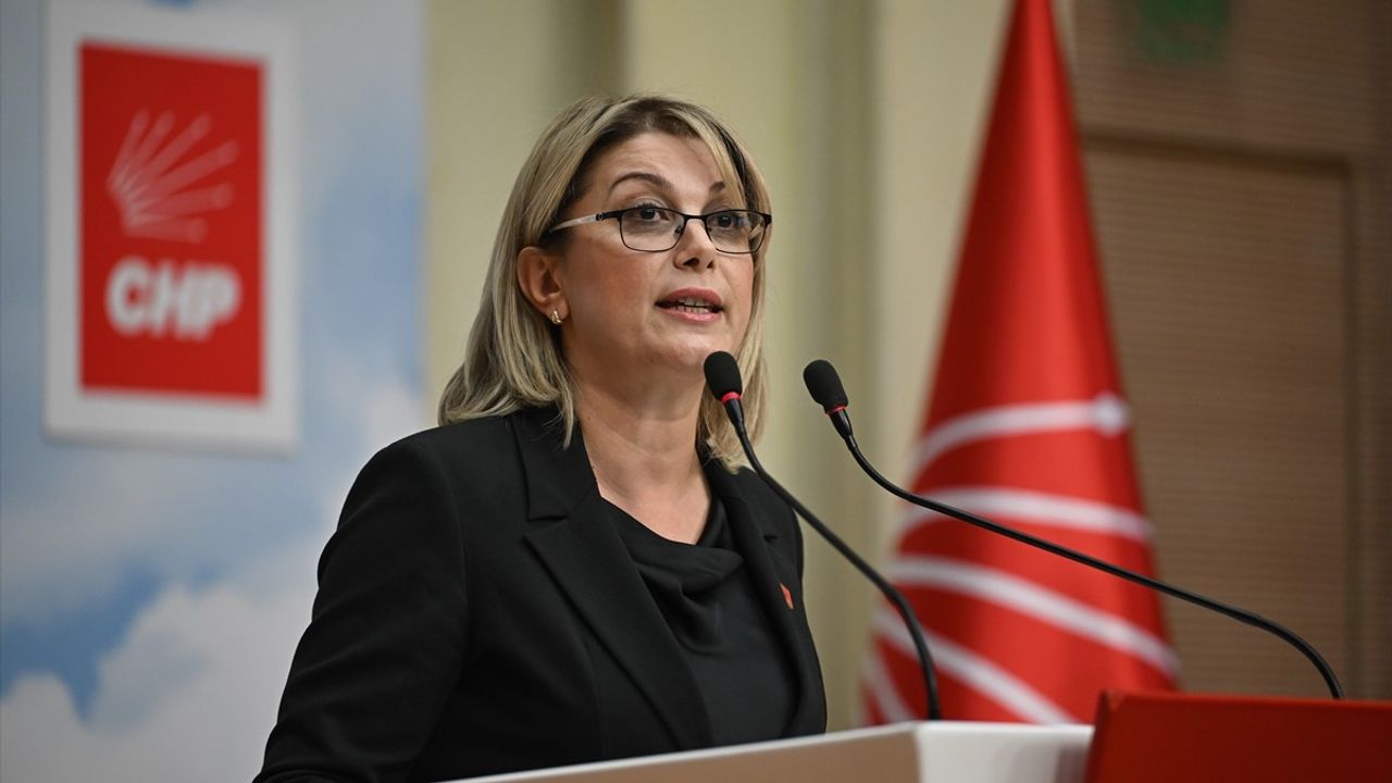 Asu Kaya: Kız Çocuklarının Güçlendirilmesi Şart