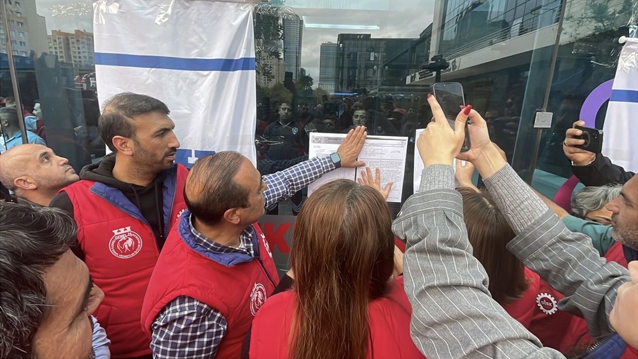 Ataşehir Belediyesinde Grev Kararı: İşçiler Harekete Geçti