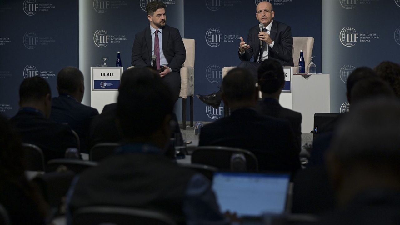 Bakan Şimşek'ten Asgari Ücret ve Ekonomi Değerlendirmesi