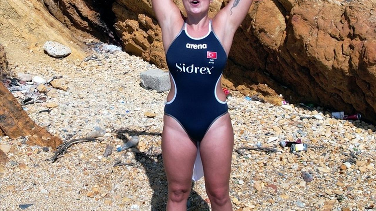 Bengisu Avcı, Molokai Kanalı'nı Başarıyla Geçti