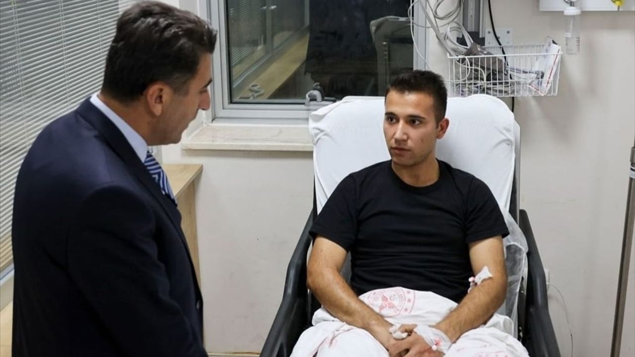 Bilecik'te Askeri Araç Devrildi: 6 Jandarma Yaralandı