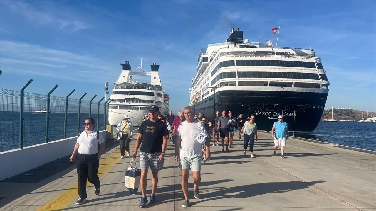 Bodrum'a İki Yeni Kruvaziyerle 1204 Yolcu Geldi