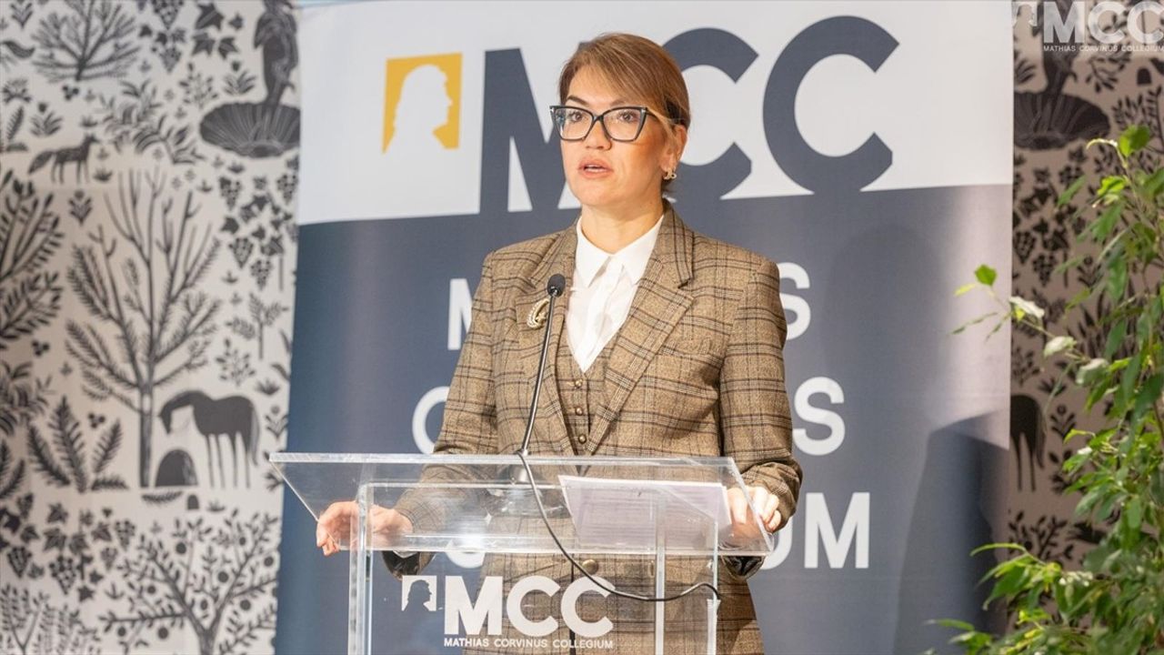 Budapeşte'de 'Avrupa Birliği'nin Liyakate Dayalı Genişlemesi' Konferansı