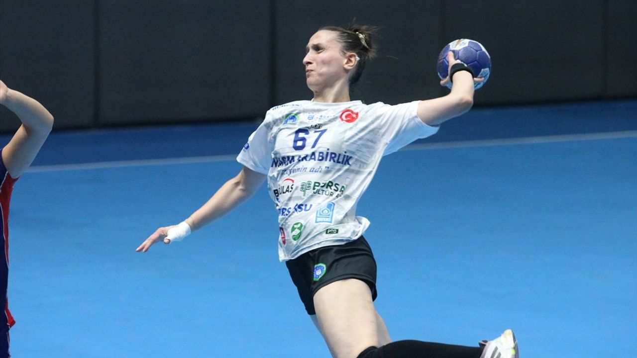 Bursa Büyükşehir Belediyespor, EHF Kadınlar Avrupa Kupası'nda Tur Atladı