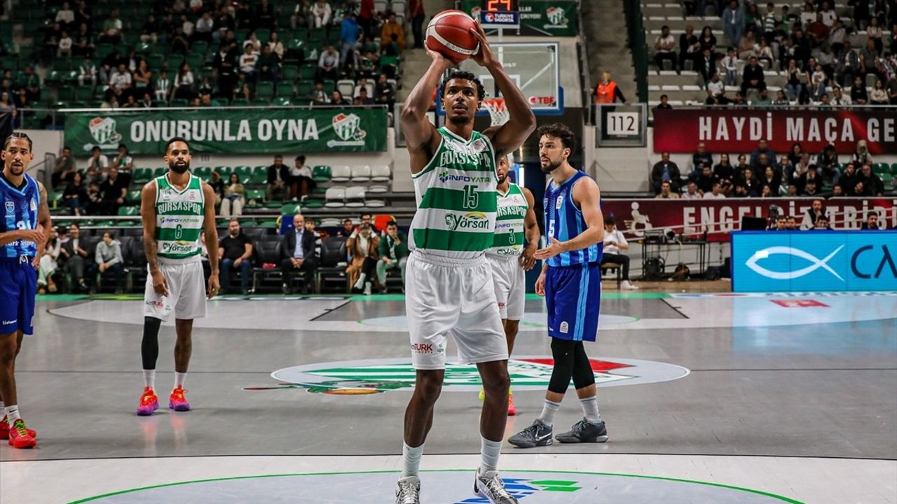 Bursaspor Basketbol, Türk Telekom'u Zor Geçti