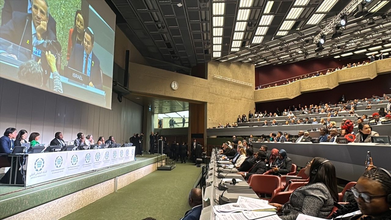 Cenevre'de Parlamento Protestosu: İsrail Yetkilileri Hedefte