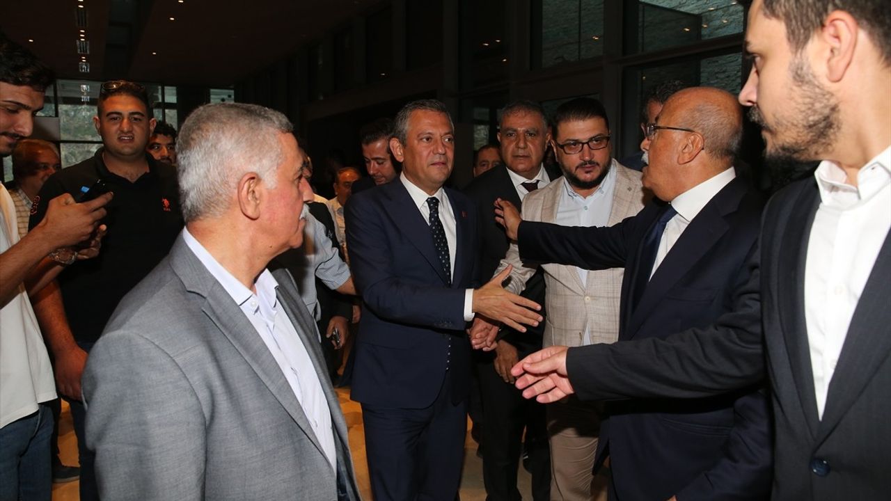 CHP Genel Başkanı Özgür Özel Hatay'da: 'Hataylıları Yalnız Bırakmayacağız'