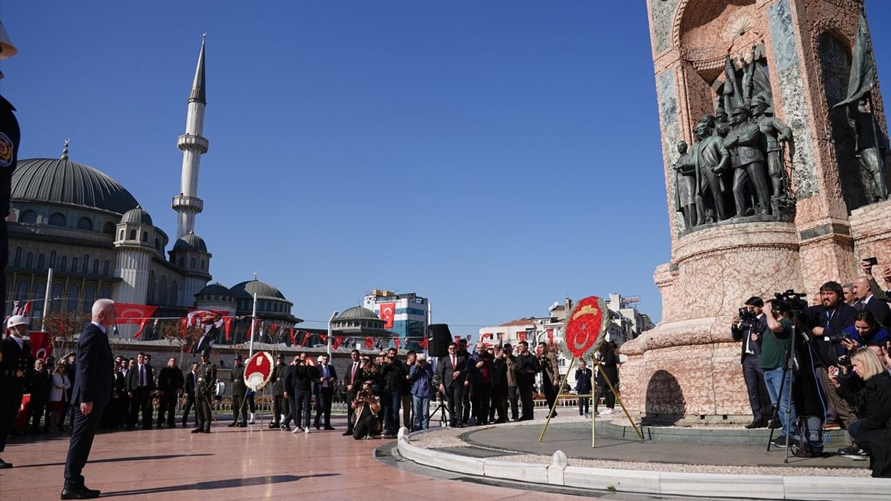 Cumhuriyet'in 101. Yılı İstanbul'da Coşkuyla Kutlandı