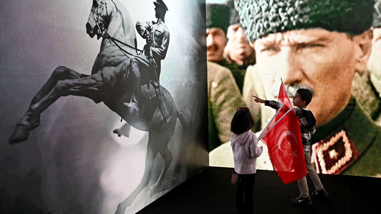 Cumhuriyet'in 101. Yılına Özel T.C. Yaşasın Cumhuriyet Tüneli Açıldı