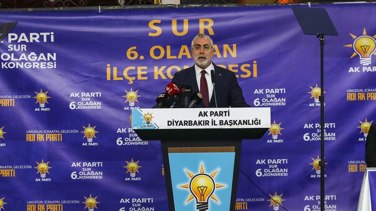 Diyarbakır'da AK Parti Sur İlçe Kongresi: Birlik ve Huzur Vurgusu