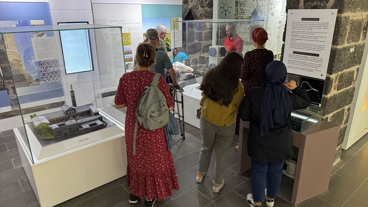 Diyarbakır Kültür Yolu Festivali 6. Gününde Enerjisini Koruyor