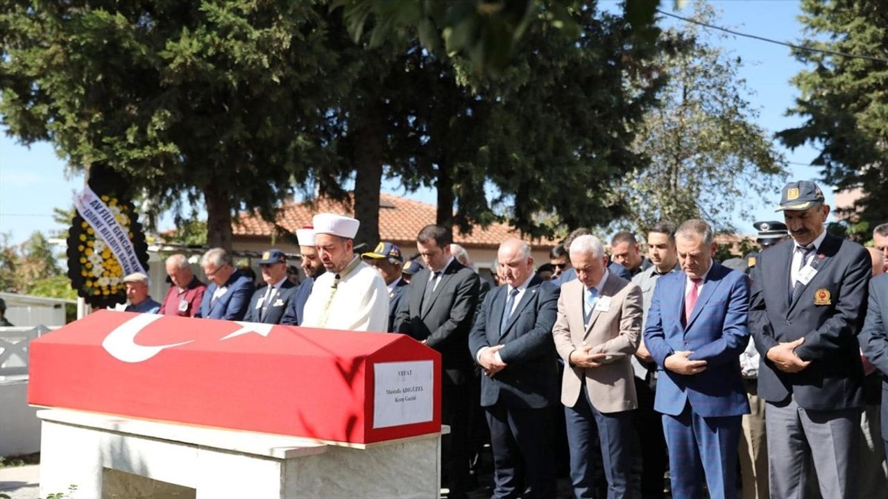 Edirne'de Kore Gazisi Mustafa Adıgüzel'in Cenazesi Defnedildi