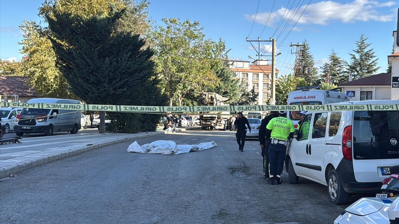 Elazığ'da Beton Pompası Yaya Can aldı