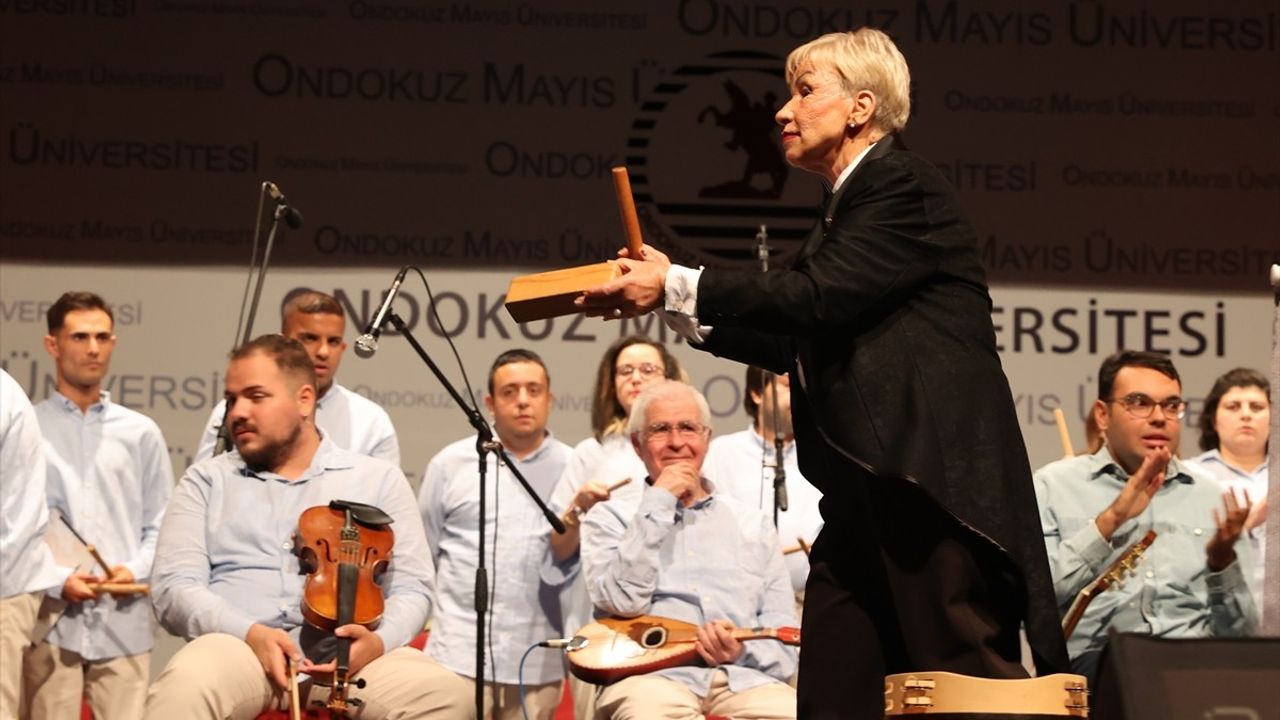 Emekli Öğretmenlerden Otizmli Bireylere Destek: İzmir Otizm Orkestrası