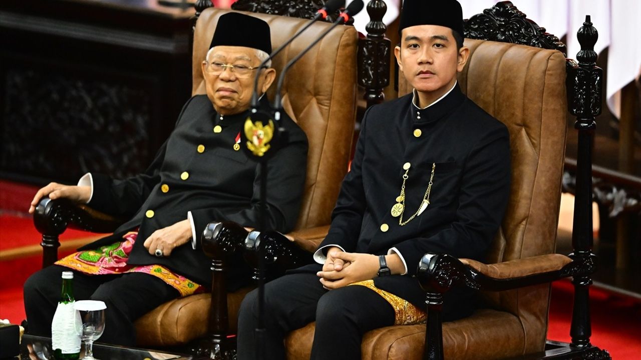 Endonezya'da Yeni Dönem: Prabowo Subianto Göreve Başladı