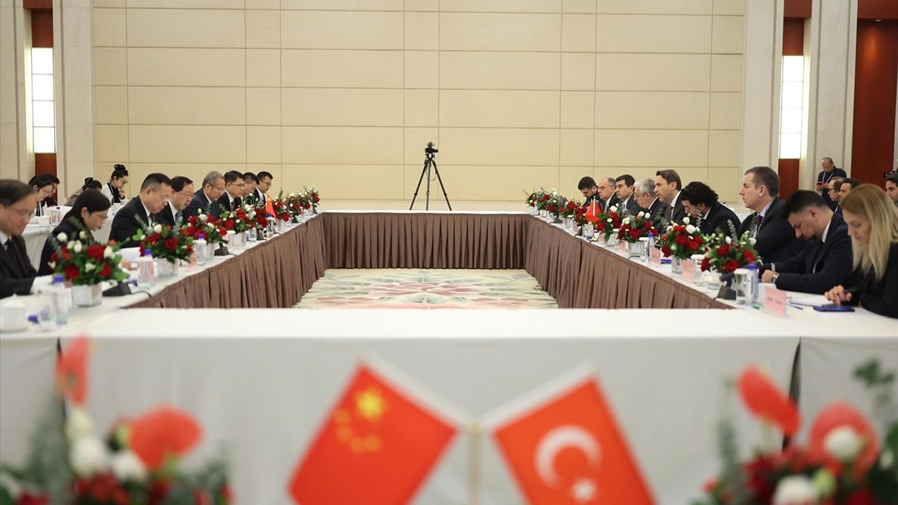 Enerji Bakanı Alparslan Bayraktar'ın Çin Ziyareti ve Madencilik İşbirliği