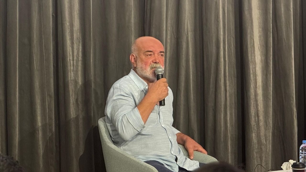 Ercan Kesal ile Hikaye Anlatıcılığı Söyleşisi İstanbul Modern'de Gerçekleştirildi