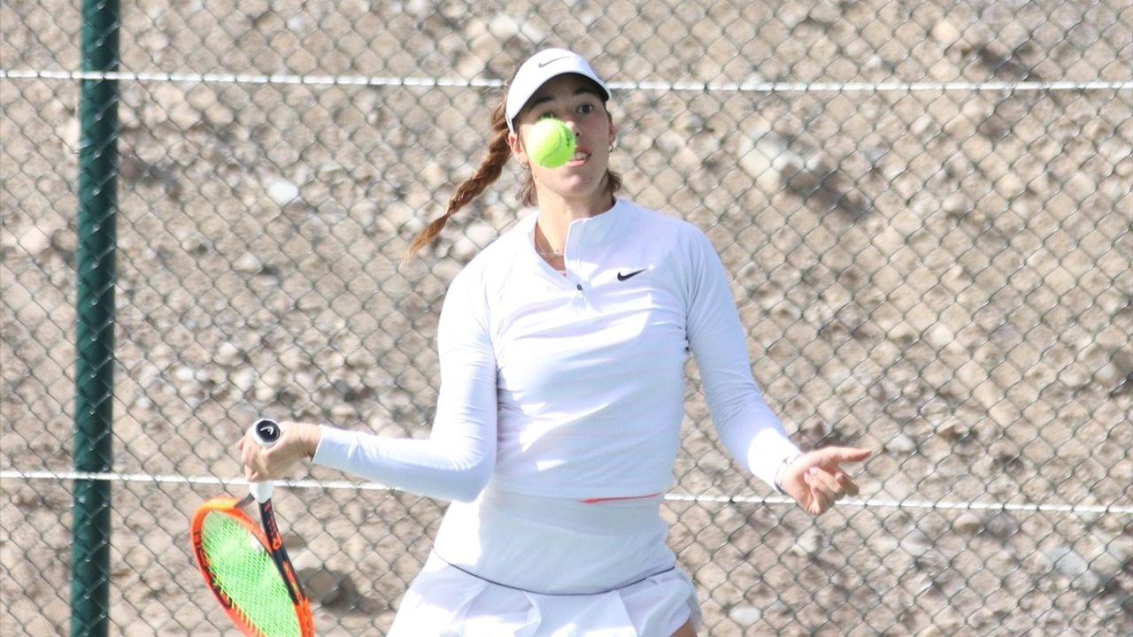 Erciyes'te Uluslararası Tenis Heyecanı: ITF Turnuvası Başladı