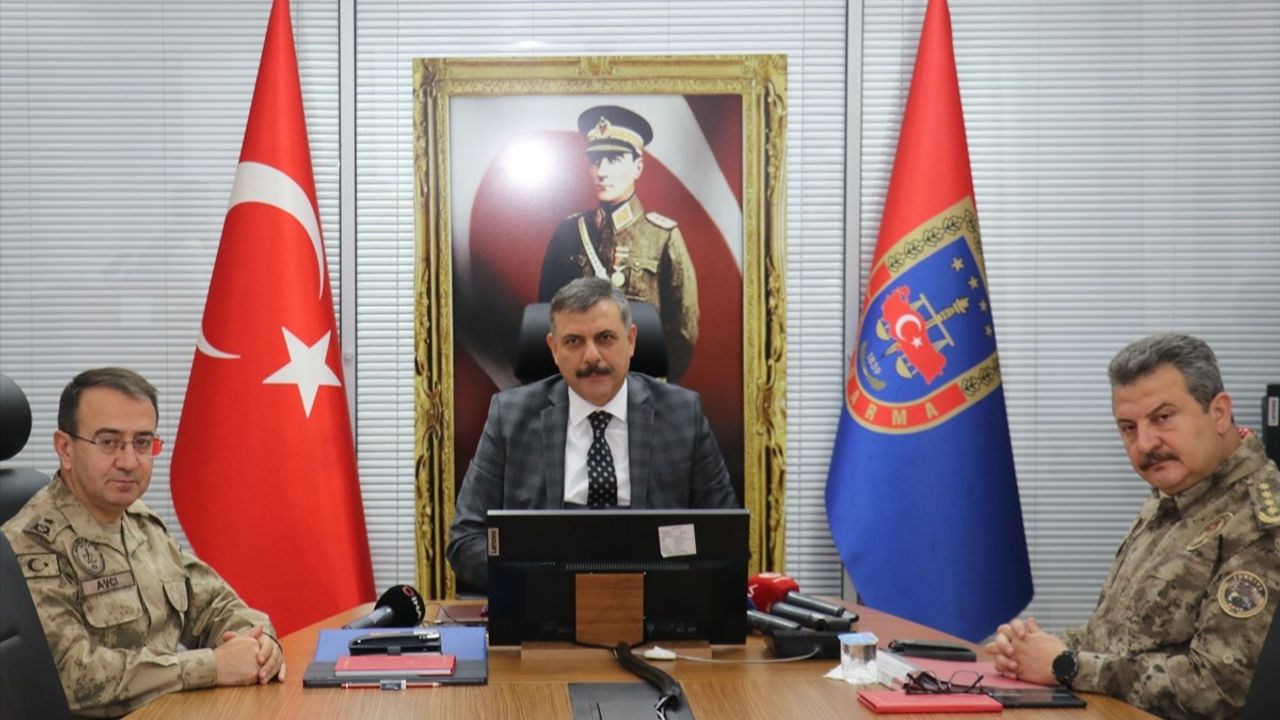 Erzurum Valisi Çiftçi'den Dolandırıcılara Karşı Uyarı