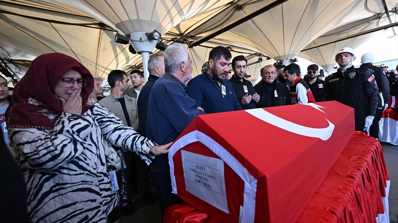 Evlilik Yıldönümünde Şehit Düşen Mühendis Zahide Güçlü Ekici'ye Veda