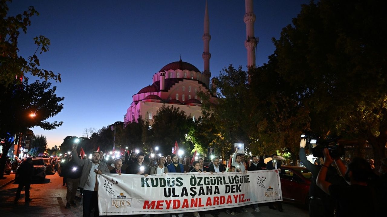 Gaziantep'te Filistin'e Destek Protestosu
