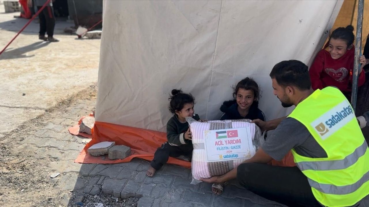 Gazze'ye Acil Yardım Ulaşımı: Sadakataşı Derneği İhtiyaç Sahiplerini Unutmadı