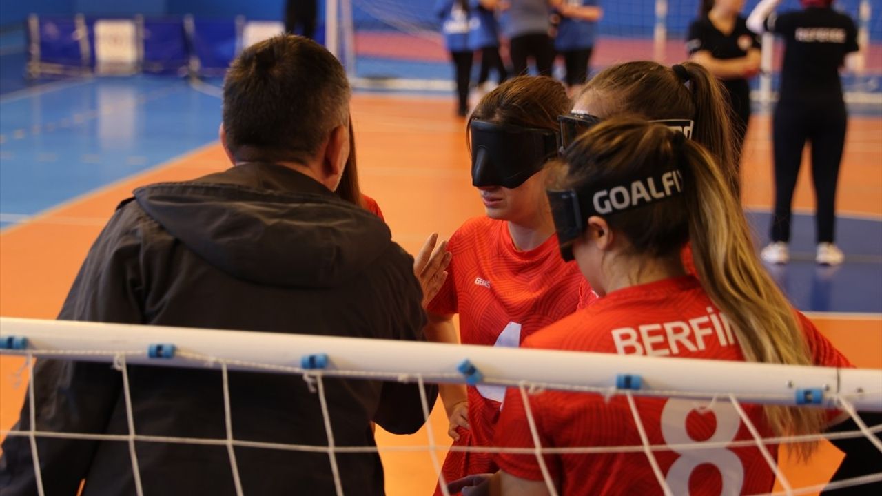 Golbol Kadın Milli Takımı Oyuncuları, Engelli Bireylere İlham Oluyor