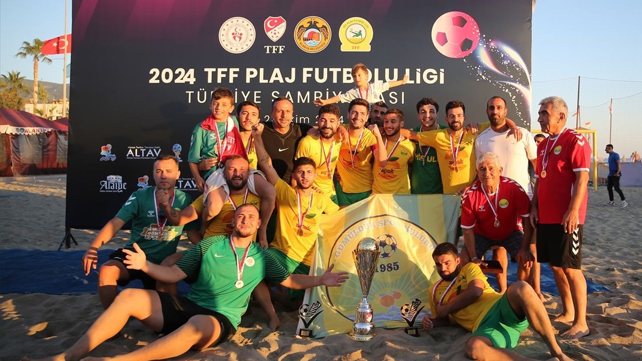 Gümüldürspor'dan Plaj Futbolunda Zafer