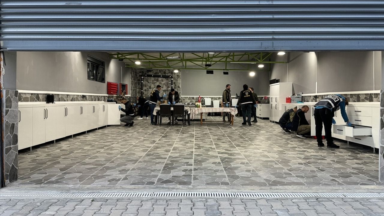 Gurbetçi Kadınlara Yönelik Dolandırıcılık Operasyonu: 9 Şüpheli Yakalandı