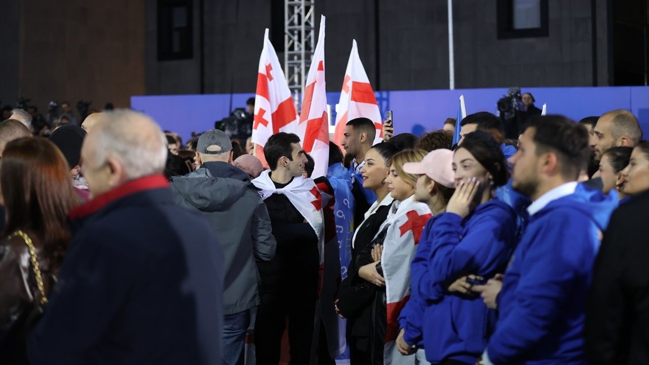 Gürcistan'da Parlamento Seçimleri Tamamlandı: Gürcü Hayali Partisi Önde