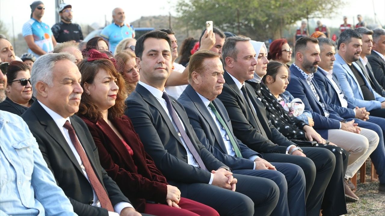 Hatay'da Epiphaneia Antik Kenti'nde Cumhuriyet Coşkusu