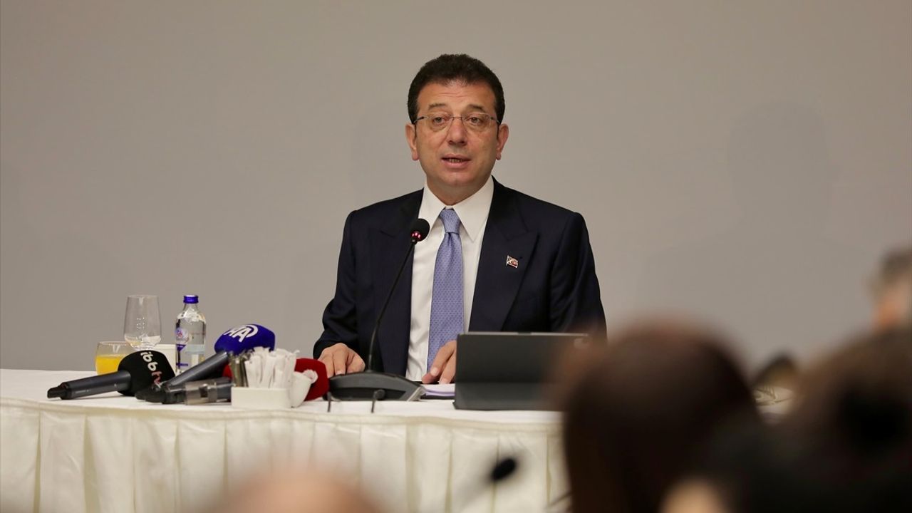 İmamoğlu, Belediyeler İçin Yeni Gelir ve Kaynakların Gerekliliğini Vurguladı