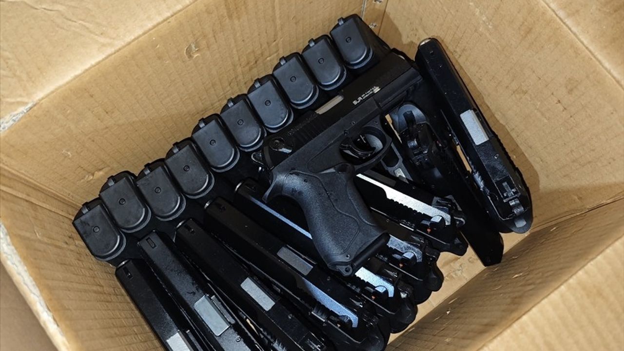 İstanbul'da Kaçak Silah İmalatına Operasyon: 6 Gözaltı