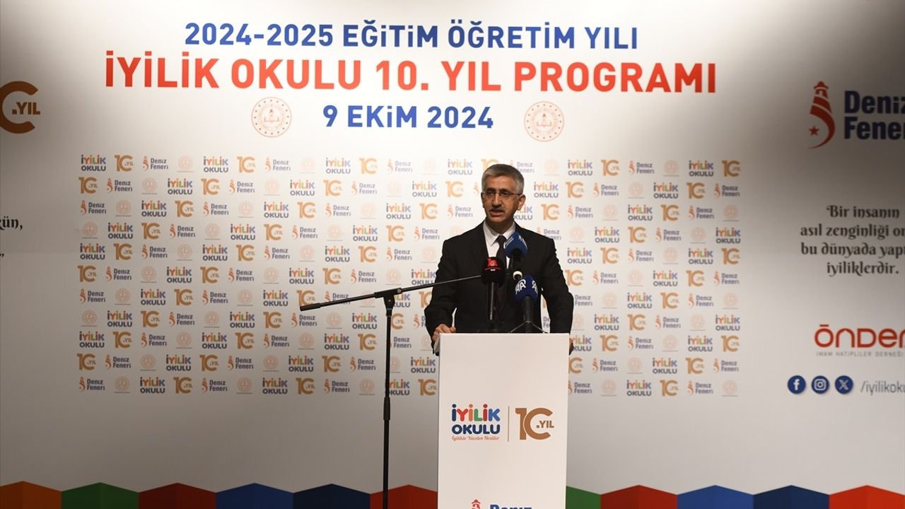 İyilik Okulu Projesi'nin 10. Yılı Kutlandı