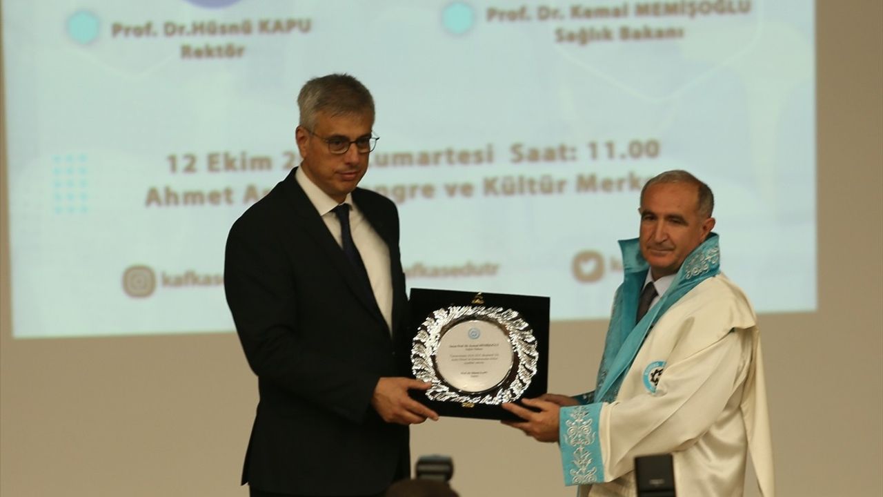 Kafkas Üniversitesi 2024-2025 Akademik Yılı Açılış Töreni'nde İyilik Vurgusu